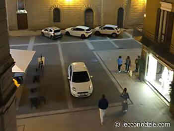 Lecco | Dopo i tavolini, in centro si guarda al problema delle soste - Lecco Notizie