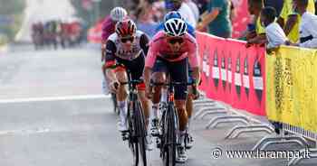 Giro d'Italia, grande attesa per la tappa Napoli - Bacoli - Monte di Procida - La Rampa