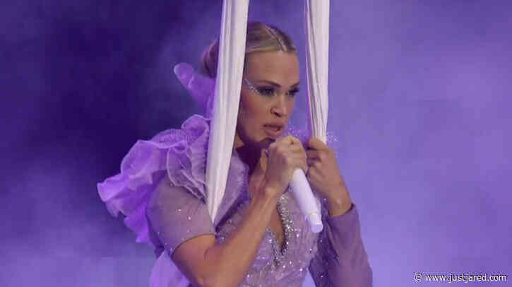Carrie Underwood Performs Aerial Stunts While Singing 'Ghost Story' at CMT Music Awards 2022 (Video)