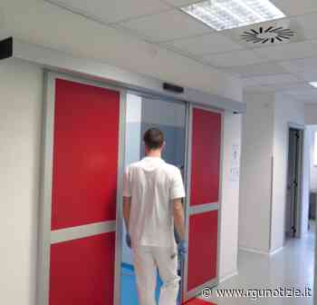 Foligno, studente aggredito a calci e pugni mentre entra a scuola - Rgunotizie.it