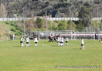 PROMOZIONE B - La capolista C4 Foligno soffre ma batte una coraggiosa Superga 48 - ValleUmbraSport