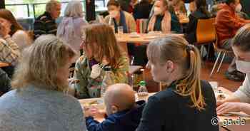 Kirchengemeinden in Bonn helfen Ukrainern: Mit Händen, Füßen und App - General-Anzeiger Bonn