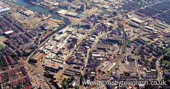 Take a fascinating aerial tour of Grimsby in 1995 - Grimsby Live