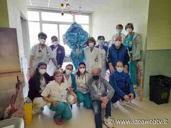 Cuneo: dal “gruppo delle figurine” un uovo gigante per i bambini del reparto di Pediatria - IdeaWebTv