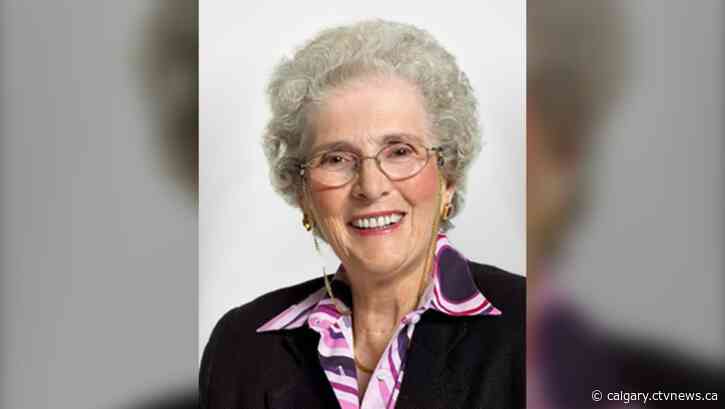 Women's hockey and chronic disease philanthropist Joan Snyder dead at 90