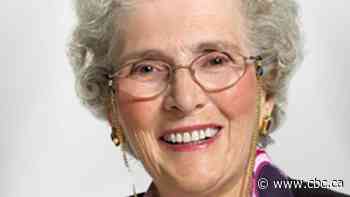 Women's hockey and chronic disease philanthropist Joan Snyder dead at 90