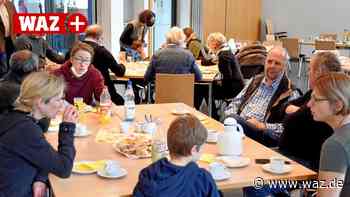 Witten: Kirche bringt Flüchtlinge und Einheimische zusammen - WAZ News