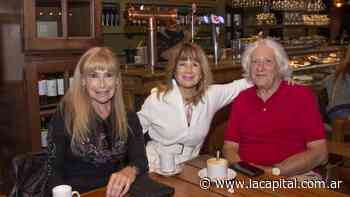 Ciclo de arte por la paz y Bar el Cairo inauguraron una muestra de arte - La Capital