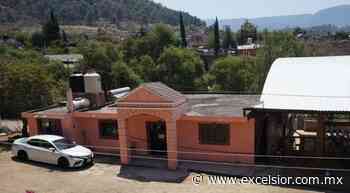 Entregan cuerpos de víctimas de masacre en palenque de Michoacán - Periódico Excélsior