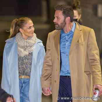 Jennifer Lopez was 'taken totally off guard' by Ben Affleck's bubble bath proposal