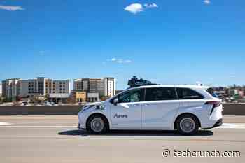Aurora unveils test fleet of autonomous Toyota Sienna robotaxis - TechCrunch