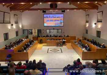 Il consiglio di Gallarate vota aumento degli stipendi alla giunta e ricorso alle obbligazioni - varesenews.it
