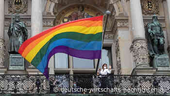 Faeser: Regenbogen-Flagge darf künftig vor Bundesgebäuden gehisst werden