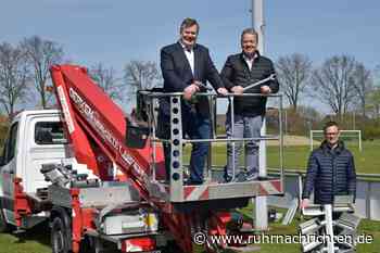 Neue LED-Flutlichtanlage: Dem TuS Ascheberg geht nun ein helles Licht auf | Ascheberg - Ruhr Nachrichten