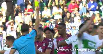 Unicum: Isak (ex-Willem II) benut penalty, krijgt geel en ziet goal in rook opgaan - VoetbalPrimeur.nl