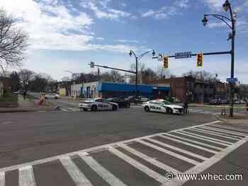 Man shot on Thurston Avenue