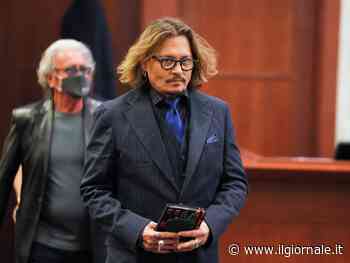 "Lo picchiava e lo insultava". Quei dettagli choc su Johnny Depp