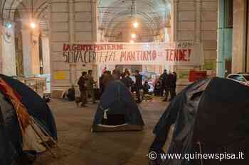 Emergenza casa, le tende di fronte al Comune - Qui News Pisa