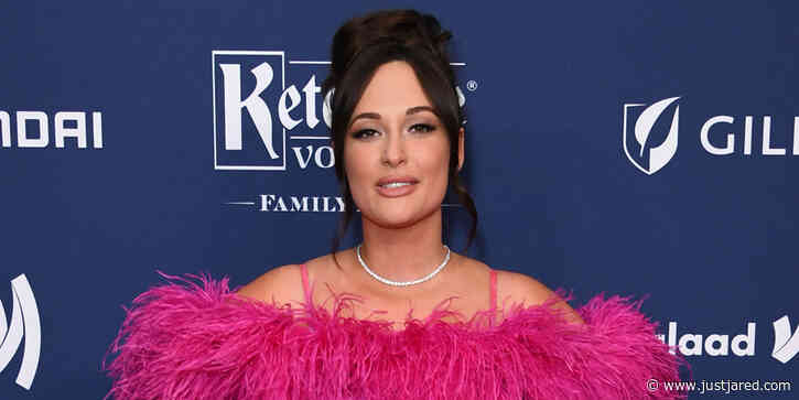 Kacey Musgraves Kept A Unique Memento From Her 2014 Tour With Willie Nelson