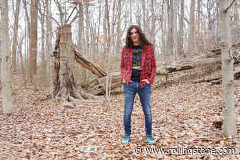 Kurt Vile’s ‘Watch My Moves’ Is a Majestically Mellow Zone-Out Session