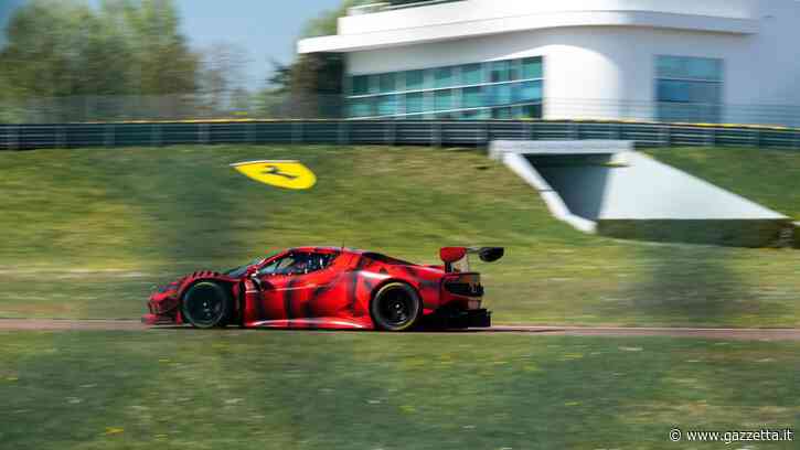 Ferrari 296 GT3, primi giri di pista a Fiorano con Pier Guidi e Bertolini - La Gazzetta dello Sport