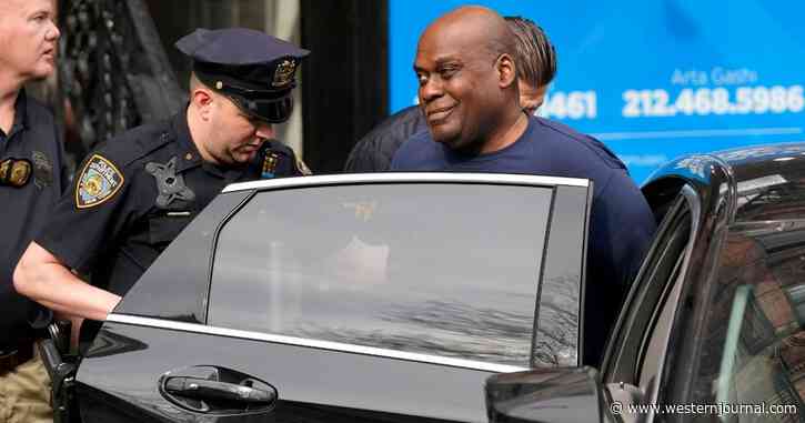NYPD Reveals What Subway Attack Suspect's Last Few Moments of Freedom Were Like: 'There Was Nowhere Left for Him to Run'
