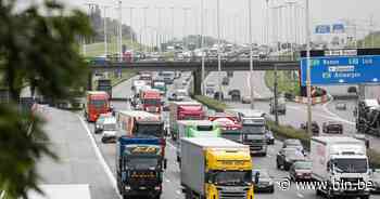 Twee rijstroken versperd door ongeval op de binnenring - Het Laatste Nieuws