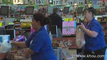 Consumer confidence at lowest levels since the 1940s, expert says - KHOU.com