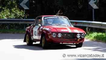 Motori: la Fulvia HF di Giuliani e Sora (Scuderia Palladio Historic) vede sfumare il primo posto per un errore dei giudici di gara - VicenzaToday