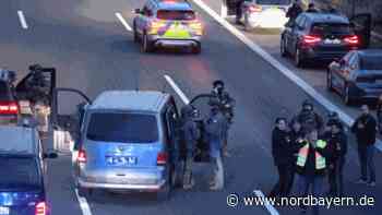 Mordversuch im Reisebus nahe Hilpoltstein: Prozess gegen Angreifer beginnt - Nordbayern.de