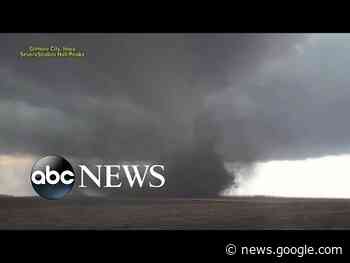 Severe storms strike Midwest to South as tornadoes continue l GMA - ABC News