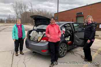 Local hikers hit the trail, pick up a car full of trash - OrilliaMatters