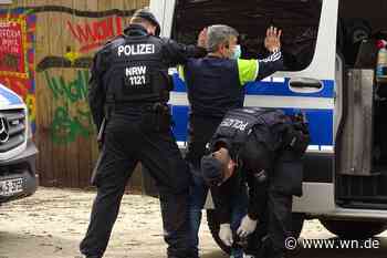 Großeinsatz am Bremer Platz: Polizei kontrolliert bei Razzia 71 Personen