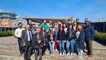 Studenti di Parma in visita al Porto e ai terminal Sapir, Tcr e nord - RavennaToday