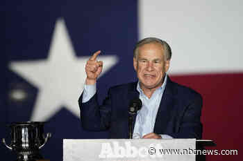 Migrants arrive in D.C. on buses sent by GOP Texas Gov. Greg Abbott
