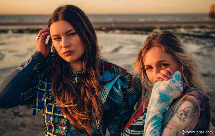 Watch Wet Leg play tiny homecoming show on a porch on Isle Of Wight