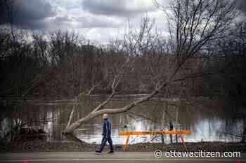 Weather: Showers, risk of a thunderstorm Thursday; snow in the weekend forecast