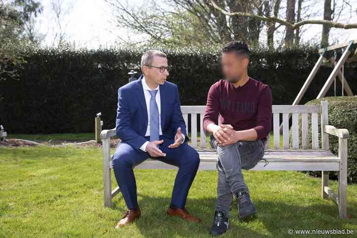 Transmigrant die 250.000 euro won met kraslot: “Ik wil hier blijven, een huis kopen en een vrouw vinden”