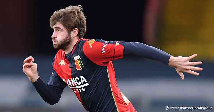 Siena, “violenze su una 22enne”: il calciatore del Genoa Manolo Portanova e tre ragazzi accusati di stupro e lesioni