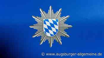 Diebe räumen drei geparkte Autos aus: Zeugen gesucht