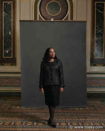 Lelanie Foster says it was an 'honor' to shoot Judge Ketanji Brown Jackson’s official portrait