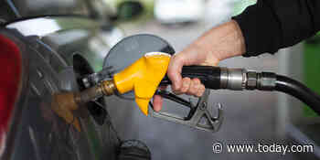 Summer gas prices will be high — but not as high as they are right now, predicts EIA