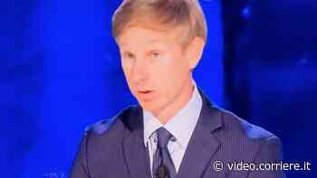 Orsini: «La mente umana non è in grado di farsi carico di tutte queste informazioni. Per me è normale farlo...» - Corriere TV