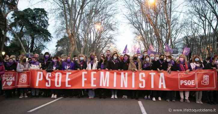 Aborto, in Spagna diventa reato ostacolare il diritto all’interruzione di gravidanza: puniti gli “atti molesti, offensivi e intimidatori”