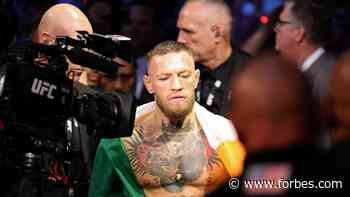 Sports Entertainment Leader UFC Begins Paying Fighter Bonuses In Cryptocurrency - Forbes