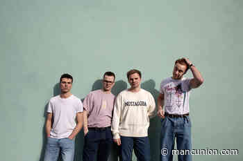 Luna Blue live at 33 Oldham St: Who wants an egg shaker!? - The Mancunion