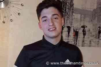 Oldham group to hike Snowdonia and ‘laugh for miles’ in memory of friend - The Oldham Times