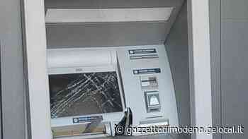 Modena. Fa un prelievo bancomat e gli offrono del sesso Ma poi lo rapinano - La Gazzetta di Modena