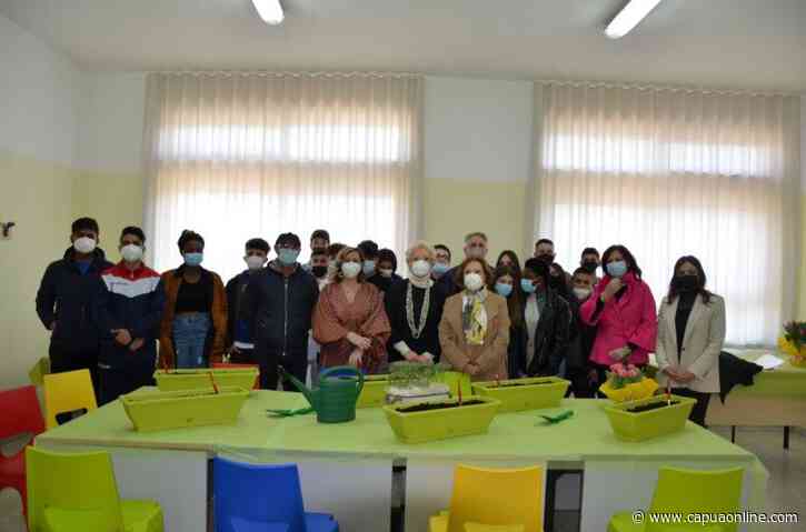 Grazzanise. Agricoltori per un giorno. L'Istituto Tecnico “GC Falco” di Capua celebra la Giornata Mondiale della Salute. Il sindaco Enrico Petrella: “Un istituto attento alla formazione degli studenti per offrire risposte alle esigenze a