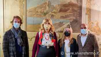 Fermo: incontro tra il Prefetto e il coordinatore regionale dell'Associazione Nazionale Vigili del Fuoco Volontari Samuele Santarelli. - Vivere Fermo